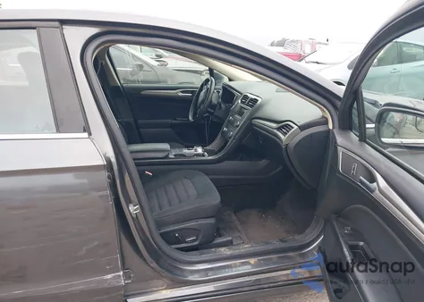 2017 Ford Fusion Hybrid Se z USA, uszkodzony, nr VIN 3FA6P0LU5HR374593